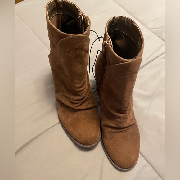 Brand new camel booties - Picture 2 of 6